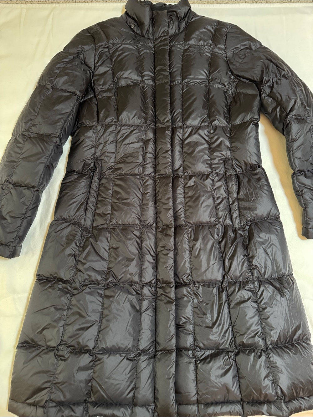 North Face Women's Long Quilted Puffer Coat - Black Size: M NWOT